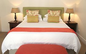 Kingsmead Guest House Harare Room photo