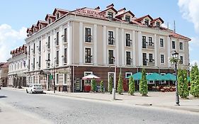 Hotel Optima Collection Kam'janec'-Podil's'kyj Exterior photo