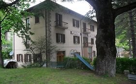 Albergo Giardino Badia Prataglia Exterior photo