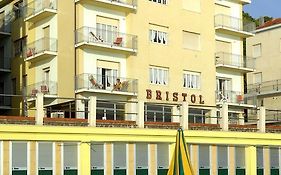 Hotel Bristol Laigueglia Exterior photo