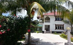 Zanboza Guesthouse Isola di Isola di La Digue Exterior photo