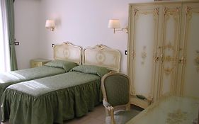 Hotel Royal Bosa Room photo