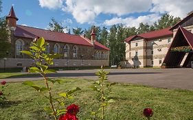 Country Club Aivengo Hotel Jungle Podolsk Exterior photo