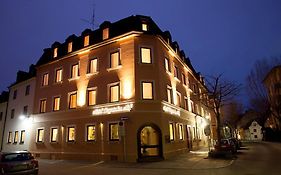 Hotel Bayerischer Hof Ingolstadt Exterior photo