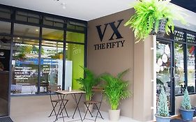 Vx The Fifty Ostello Bangkok Exterior photo