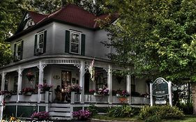 Ici et Maintenant Bed and Breakfast Magog Exterior photo