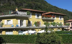 Hotel Del Fiume Cannobio Exterior photo