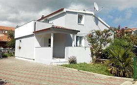 Holiday Home Marsan Pola Exterior photo