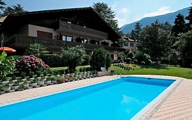 Hotel Schoenbrunn Merano Exterior photo