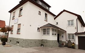 Hotel Business Pension Gasper Raunheim Exterior photo