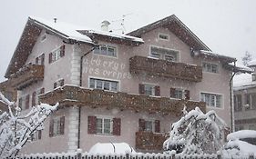 Hotel Garnì Nès Crépes Pozza di Fassa Exterior photo