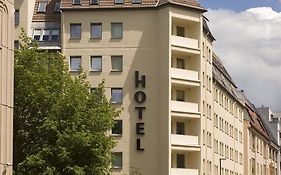Dietrich Bonhoeffer Haus Hotel Berlino Exterior photo