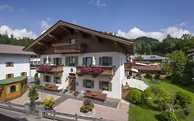 Hotel Landgasthof Dorfstadl Kössen Exterior photo