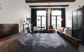 The Black Canal View Private Studio Bed and Breakfast Amsterdam Exterior photo