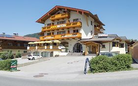 Hotel Schneeberger Niederau Exterior photo