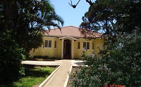 The Crescent Guesthouses - Bnb/Self Catering Durban Exterior photo