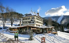 Hotel Praha Špindlerŭv Mlýn Exterior photo