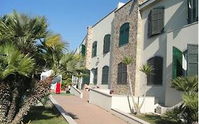 Albergo Ristorante Lucciola Santo Stefano al Mare Exterior photo