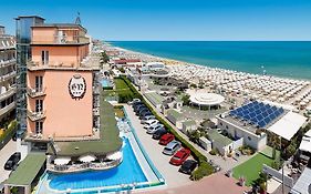 Hotel Negresco Milano Marittima Exterior photo