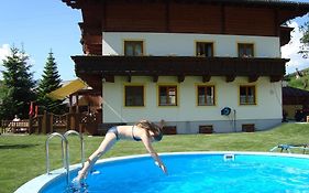 Hotel - Pension Oetzmooshof Sankt Johann im Pongau Exterior photo