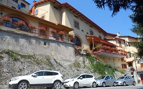 Hotel Grotta dei Colombi Scanno Exterior photo