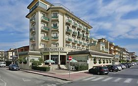 Hotel Piccadilly Lido di Camaiore Exterior photo