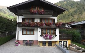 Hotel Pension Theresia Dorfgastein Exterior photo