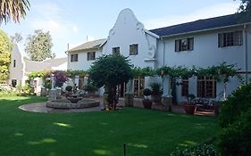 Le Chateau Guest House And Conference Centre Kempton Park Exterior photo