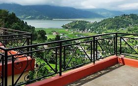 Hotel Green Hills Yoga Retreat Pokhara Exterior photo