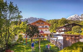 Hotel Gasthof Zum Wilden Kaiser Scheffau am Wilden Kaiser Exterior photo