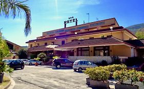 Hotel Ristorante Belvedere Caserta Exterior photo