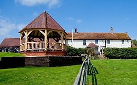The Ferry House Bed and Breakfast Eastchurch Exterior photo