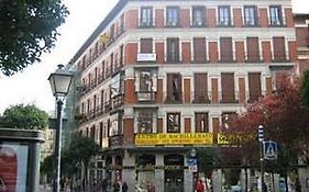 Hotel Hostal Gallardo Madrid Exterior photo