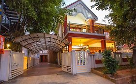 Redstone Villa&Suites Bangalore Exterior photo