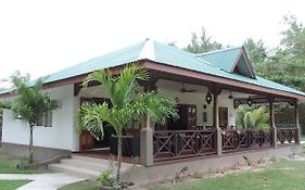 Paodise Guesthouse Isola di Isola di La Digue Exterior photo