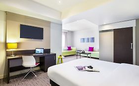 Hotel Ibis Styles Sharjah Room photo