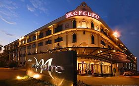Mercure Vientiane Hotel Exterior photo