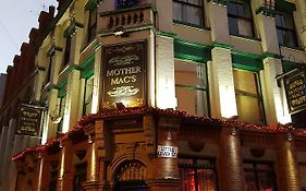Mother Macs Bed and Breakfast Manchester Exterior photo