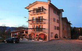 Hotel Piccola Mantova Bosco Chiesanuova Exterior photo