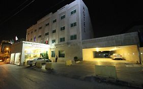 Al Thuraya Hotel Amman Exterior photo