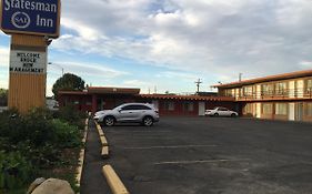 Statesman Inn Terre Haute Exterior photo