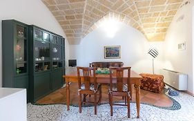 Corte dei Memoli Bed and Breakfast Lecce Exterior photo