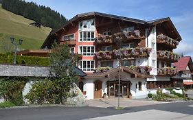 Hotel Alpenstuble Mittelberg Exterior photo