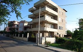 Kulla E Vekut Appartamento Durrës Exterior photo