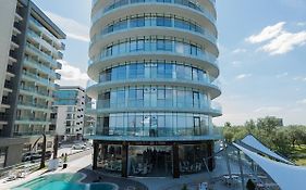 White Tower Mamaia Aparthotel Exterior photo