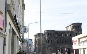 Hotel Porta Nigra Treviri Exterior photo