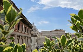 Hotel Brunelleschi Luxury Holidays Roma Exterior photo