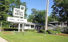 Grand Traverse Motel Traverse City Exterior photo