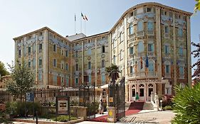 Hotel Ausonia Hungaria Wellness & Lifestyle Venezia Lido Exterior photo
