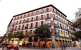 Hotel Hostal Sil & Serranos Madrid Exterior photo